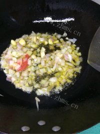 爱吃土豆鸡丁盖饭做法图解5)