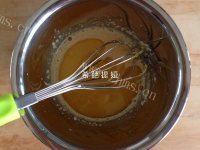 黑米蛋糕做法图解3)