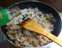 肉末炒饭做法图解9)