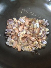 美味的爆炒花蛤