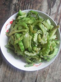 家常菜炒苦瓜