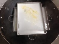 美味的鸡蛋肠粉做法图解7)