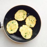营养美味的秋葵松饼做法图解10)