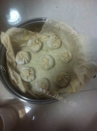 圆白菜粉条大蒸包做法图解9)