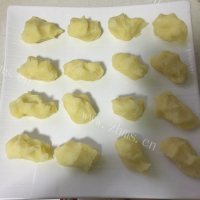 甜甜的椰蓉芝士土豆球做法图解8)