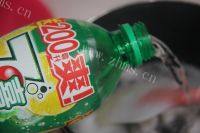 美味的葡萄气泡果冻做法图解9)