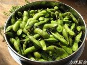 煮毛豆做法图解1)