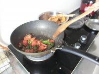 色味俱佳的家常烧茄子做法图解9)
