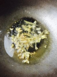 色香味浓的青椒肉丝做法图解5)