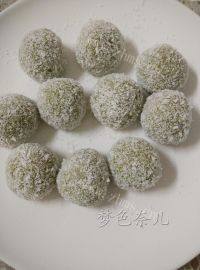 美味的抹茶芒果糯米糍