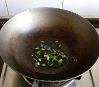 老爸做的蒜蓉油麦菜做法图解4)
