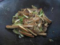 「念念不忘」芹菜炒香干