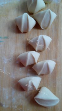 好吃的土豆丝胡萝卜春饼做法图解5)