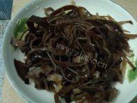 家常菜木耳炒肉片做法图解1)