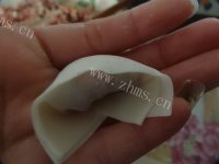 自制玉米香菇猪肉馄饨做法图解11)