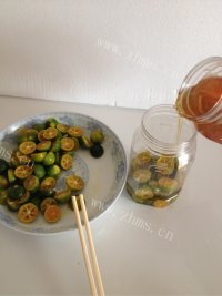 好吃的蜜渍青柠茶做法图解4)