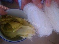 家常菜酸菜粉丝做法图解1)