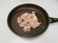 好吃的茶树菇莲藕排骨汤#新做法图解5)