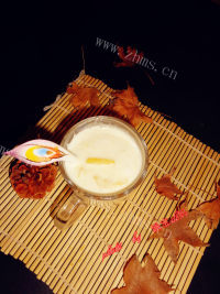夏日冰饮之菠萝酸奶昔做法图解5)