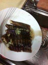 好吃的蒜蓉茄子做法图解2)