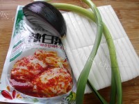 特色美食泡菜炒年糕做法图解1)