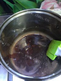 自制巧克力太妃糖做法图解3)