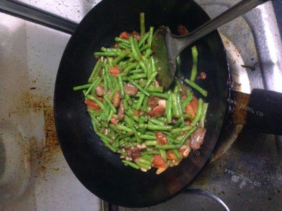 五味俱全的豆角炒肉片