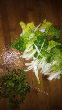 色味俱全的青菜鸡蛋汤做法图解2)