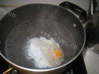 「家有大厨」水煮荷包蛋的做法图解三