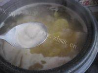 家常菜辣白菜豆腐汤做法图解7)