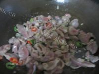 家常菜酸豆角炒鸡胗做法图解4)