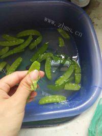 家常菜清炒荷兰豆做法图解1)
