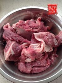 红烧牛外脊筋做法图解1)