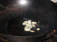 食欲满满的长豆角炒茄子做法图解4)