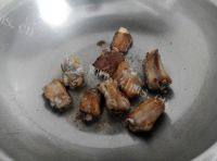 美味的蜜汁排骨做法图解8)
