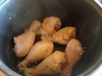 美味电饭煲烤鸡腿做法图解2)
