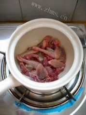 玉竹沙参炖乳鸽做法图解5)