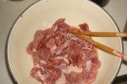 炖牛肉做法图解1)