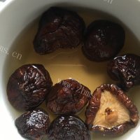 色香味俱全的焖饭做法图解2)