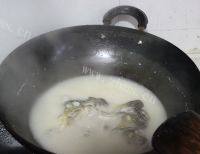 [懒人美食]鱼头汤做法图解6)