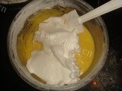 在家就能做的电饭煲蛋糕做法图解7)
