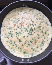 营养的鸡蛋饼做法图解3)