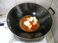 香喷喷的酥鱼麻辣豆花做法图解6)