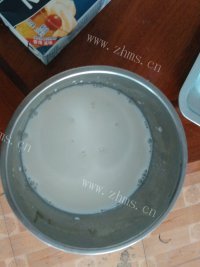 喷香的自制蛋挞做法图解2)