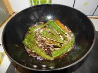 家常菜虎皮青椒酿肉做法图解23)