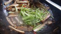 家常菜芹菜炒豆干