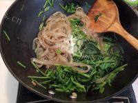 家常菜菠菜粉丝做法图解7)
