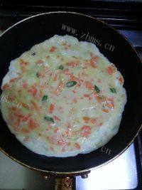 胡萝卜鸡蛋饼做法图解6)