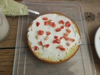 自制草莓生日蛋糕做法图解6)
