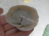 口感好的韭菜水饺做法图解7)